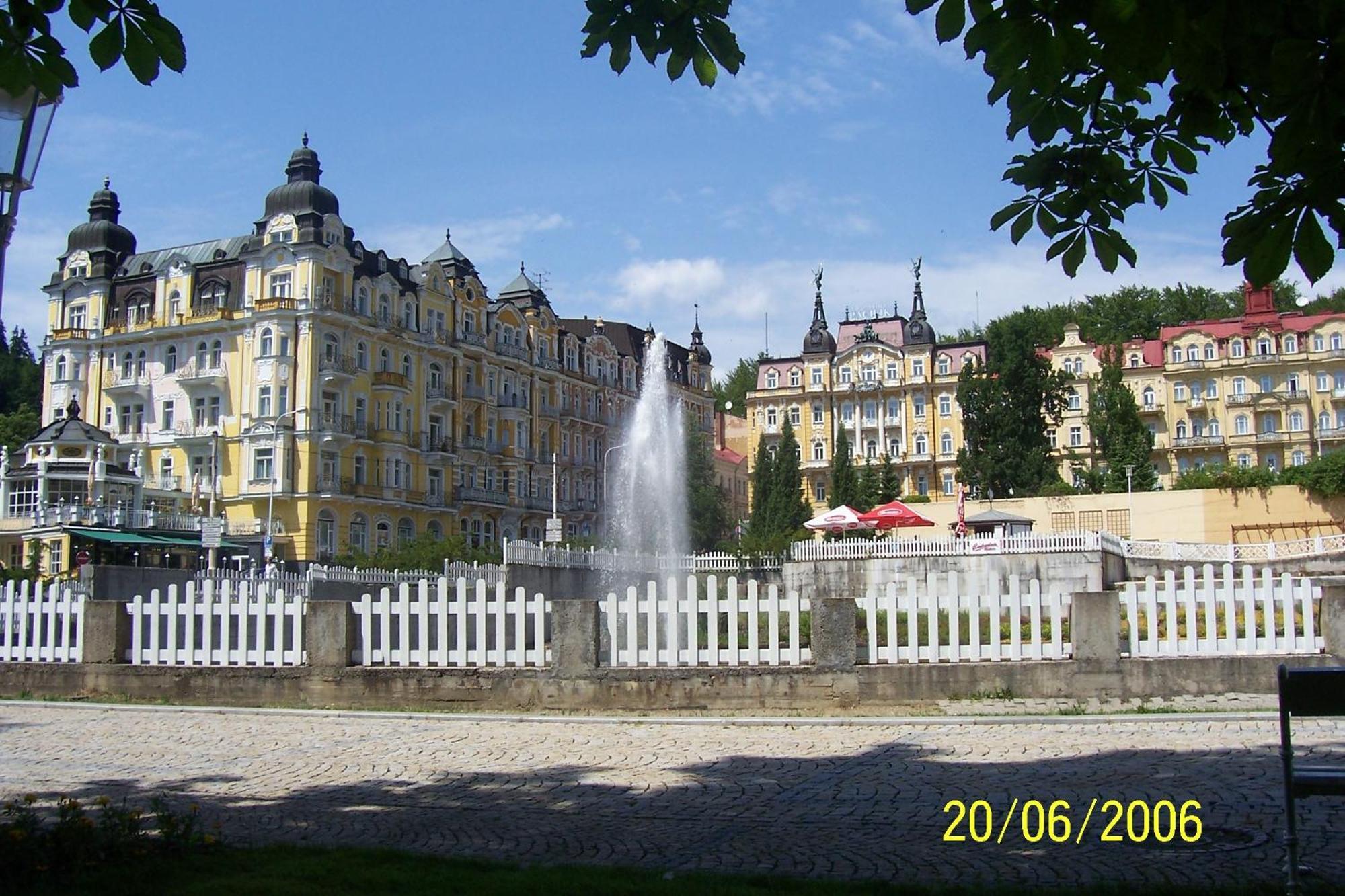 Topapartmany Lesni Mariánské Lázně Exteriör bild